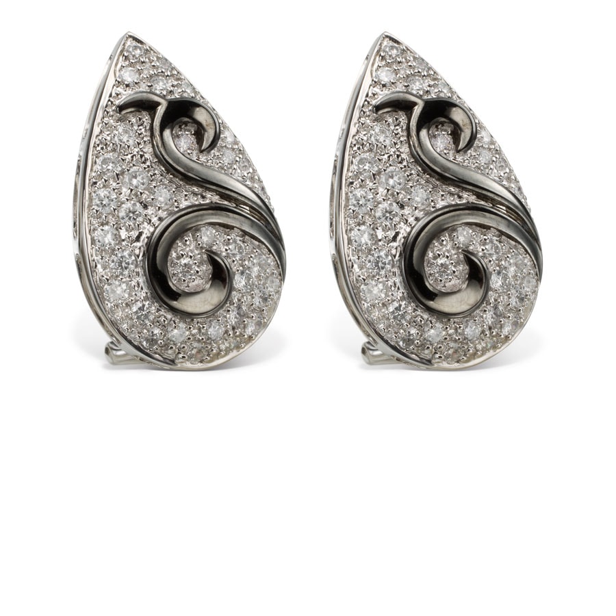 Aros de oro blanco con brillantes y esmalte negro